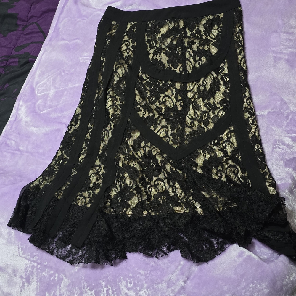 Source Unknown Black and Cream Asymmetrical Maxi Skirt